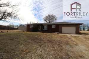 featured image of 1554 3325 Ave