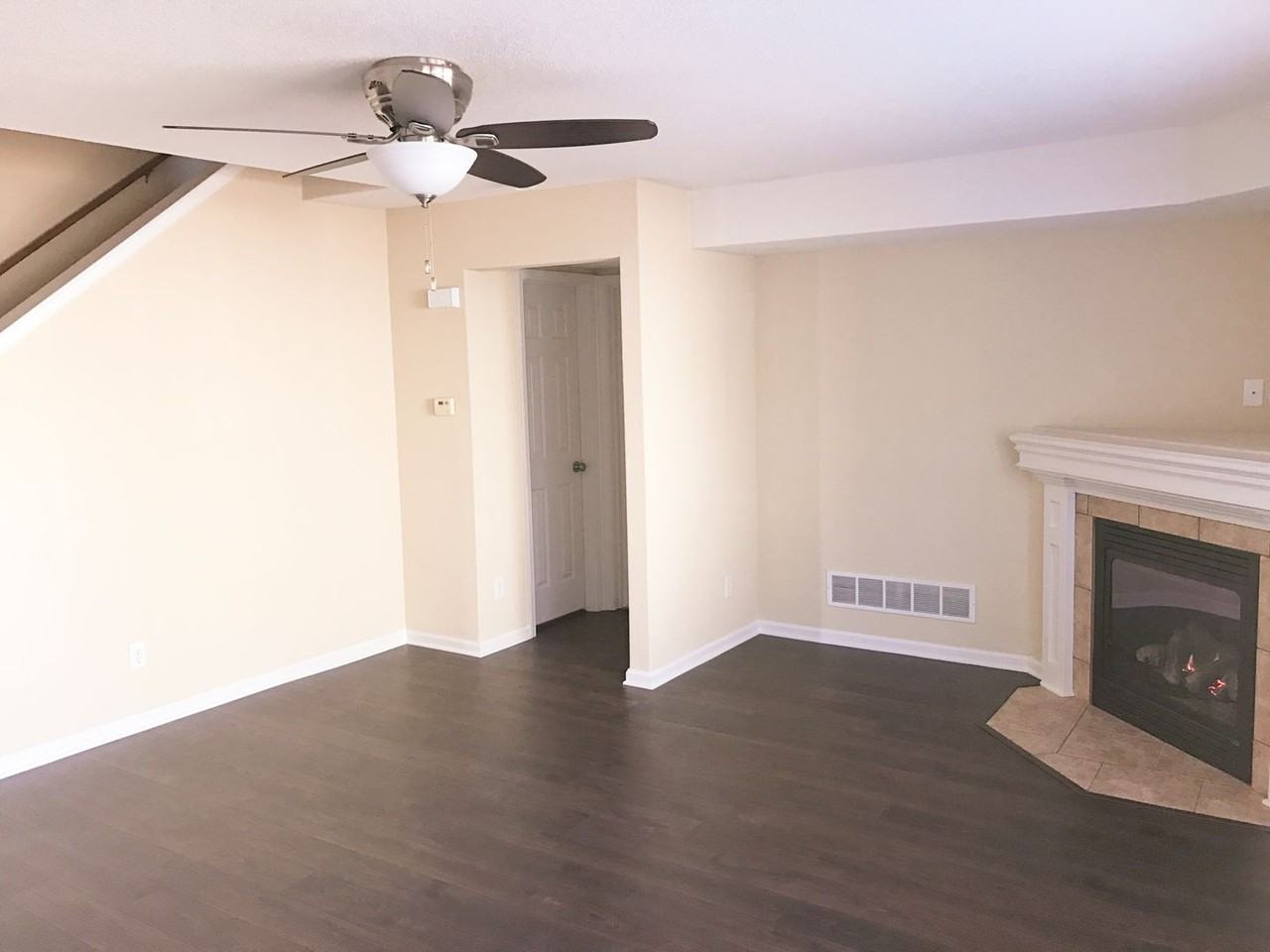 2410 Brooke Bnd - Photo 3 of 13