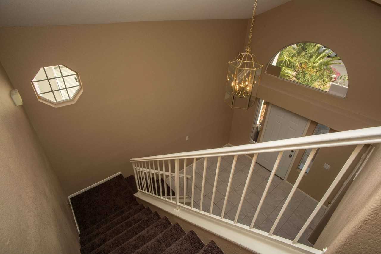 6562 Hayden Peak Ln - Photo 5 of 11