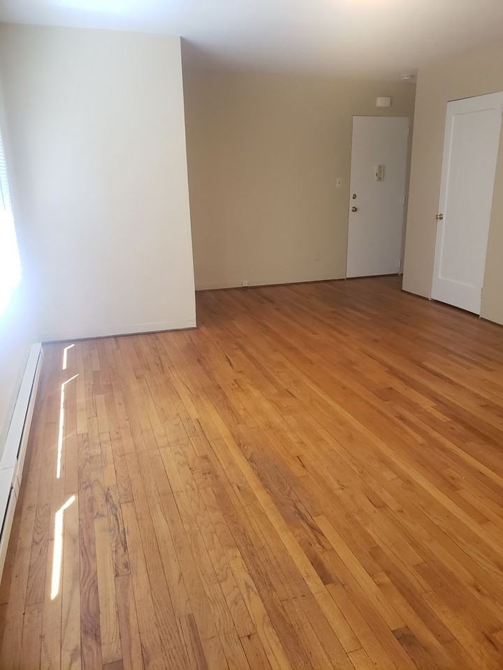 1416 Se Duke St - Photo 5 of 16