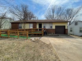 1916 W 47th Pl - Photo 1 of 1