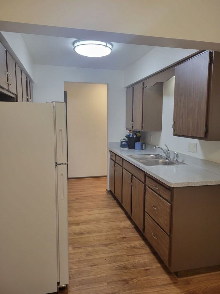 Rosendale - Photo 3 of 8