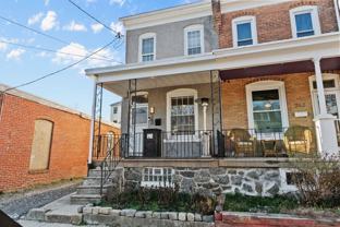 260 Roxborough Ave - Photo 1 of 1