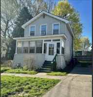 featured image of 35 Lawrence St