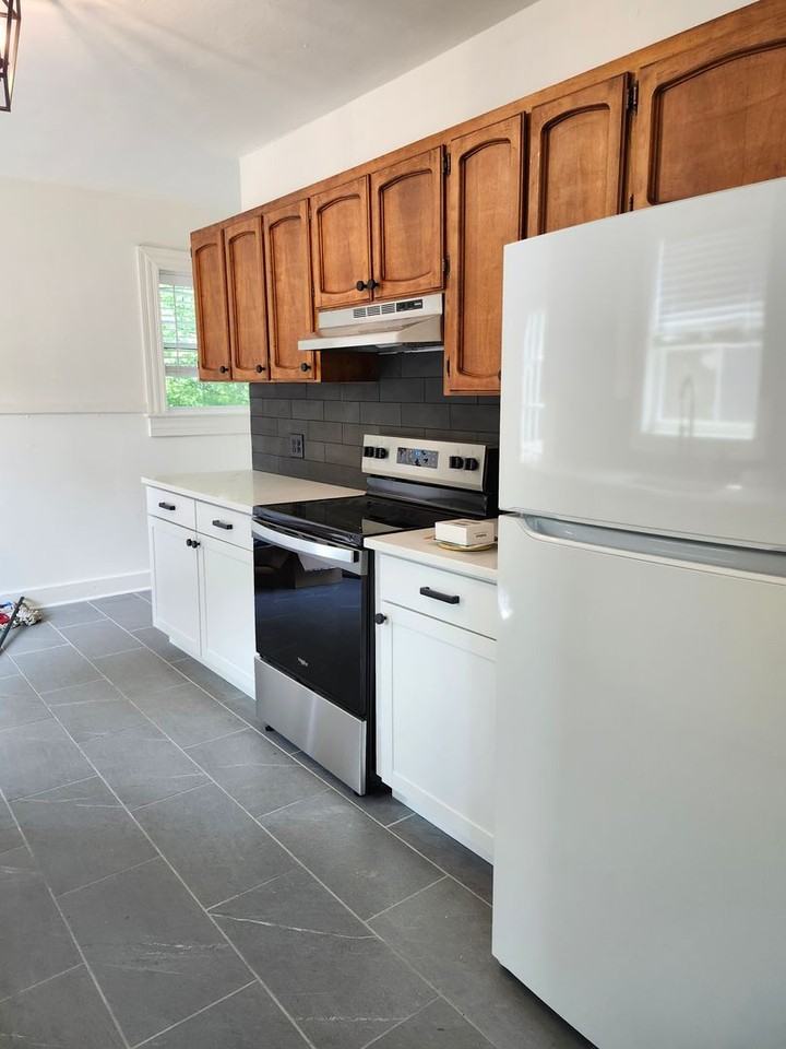 218 Vreeland St - Photo 3 of 8