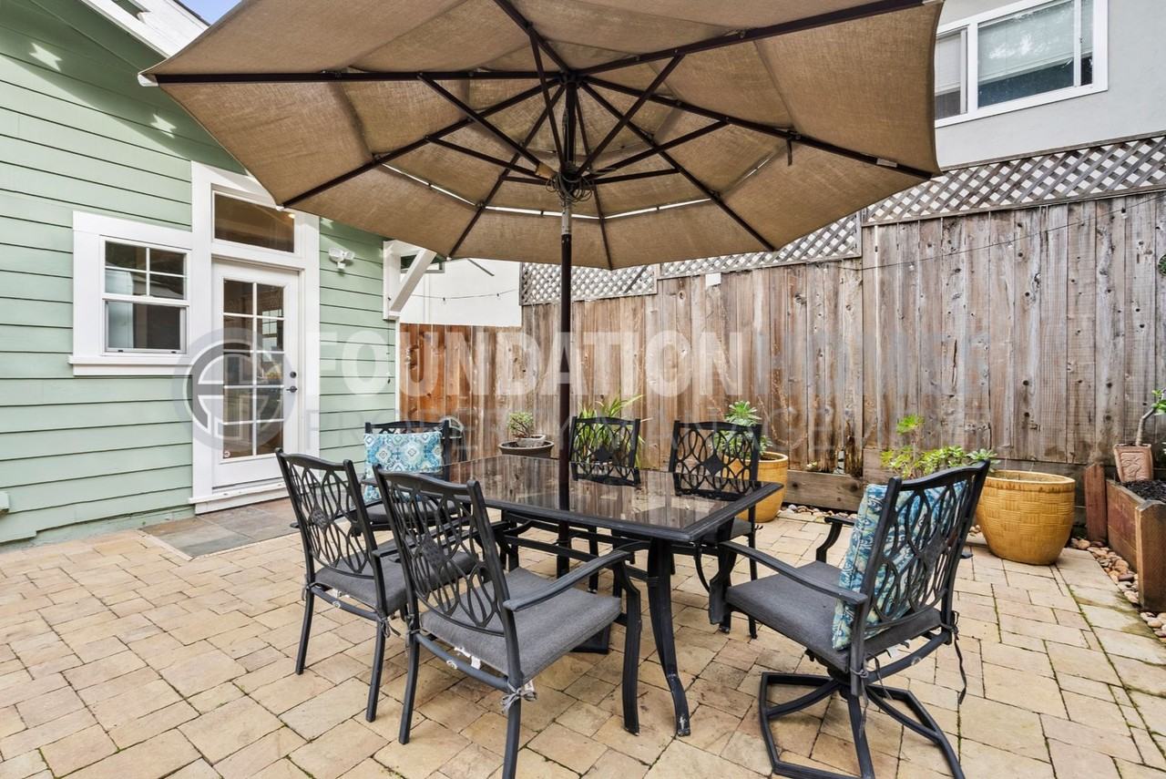 1837 2nd St - Photo 2 of 10