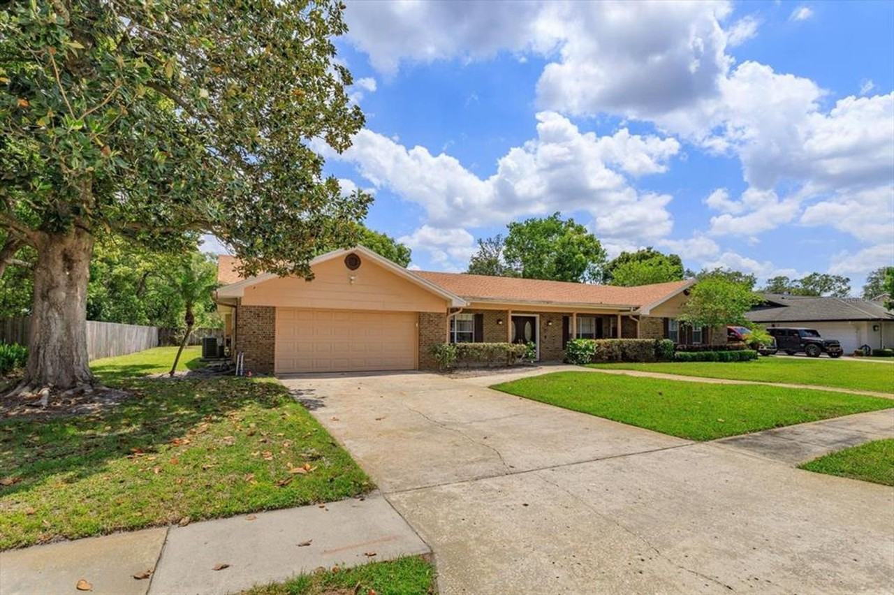 413 Sandy Hill Dr - Photo 2 of 39