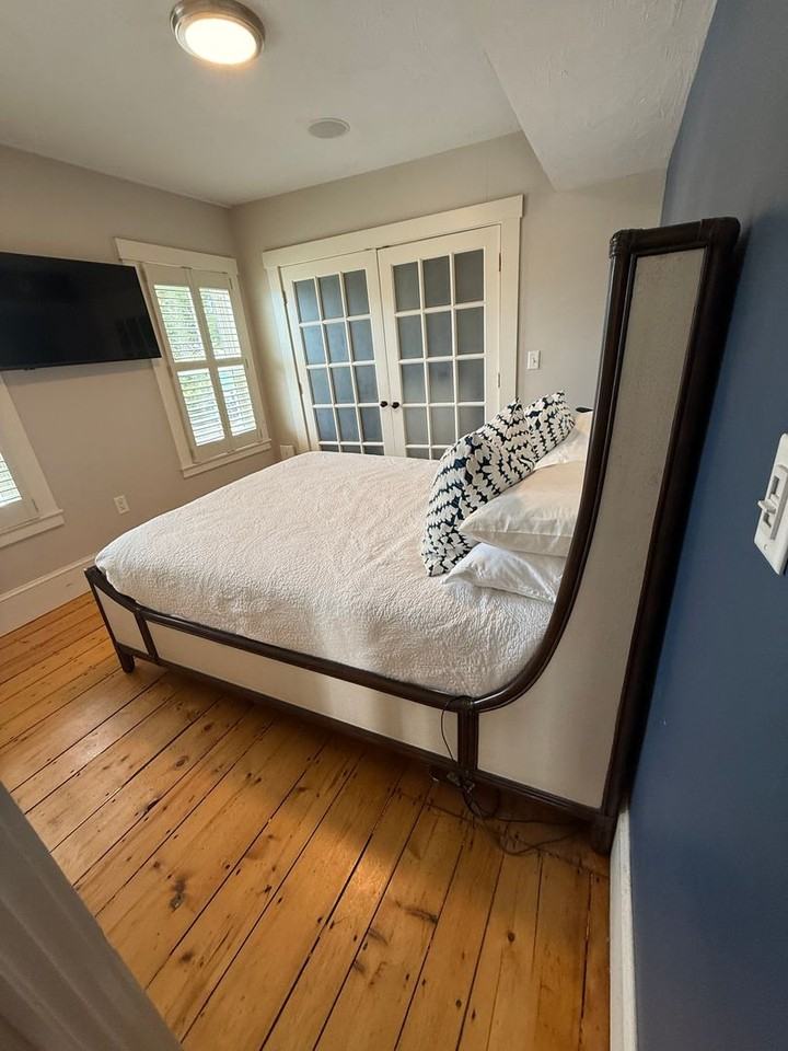 8 South St - Photo 3 of 12