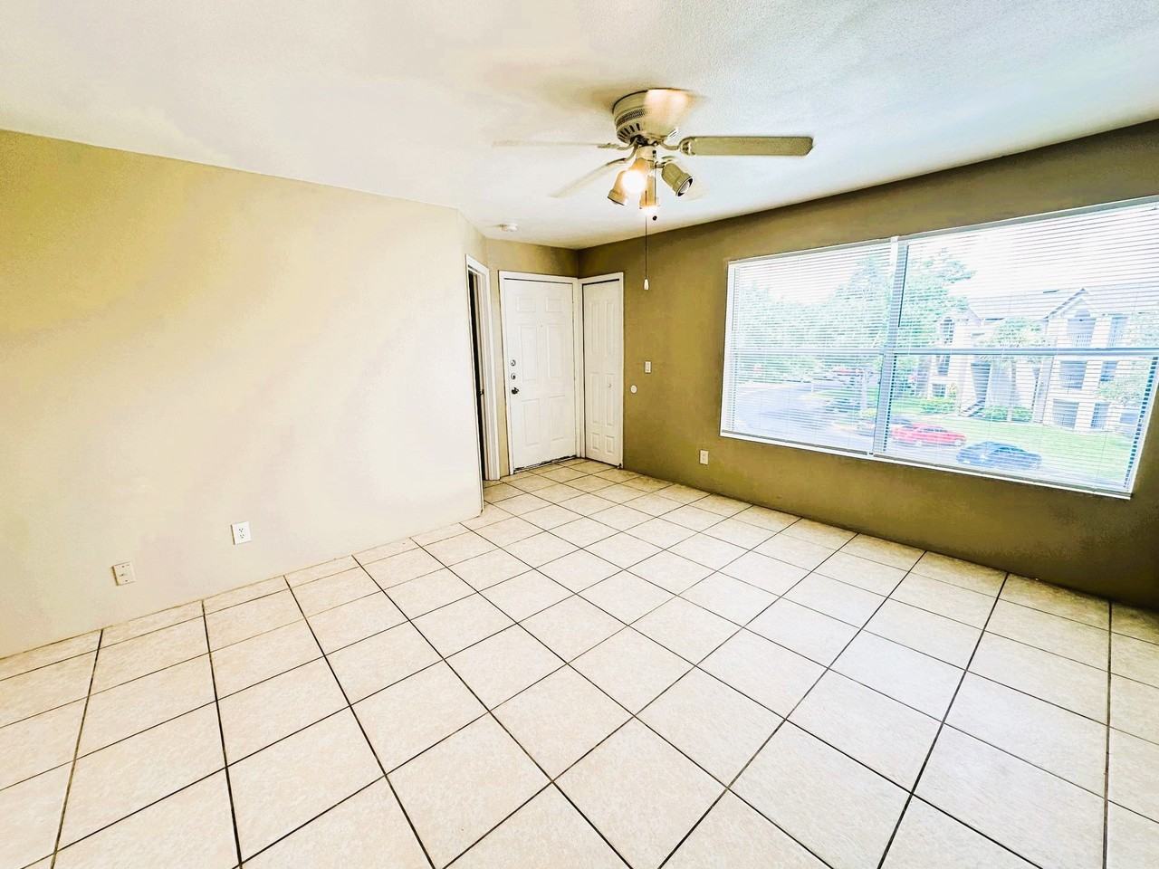 4760 Walden Cir #5-31 - Photo 5 of 26