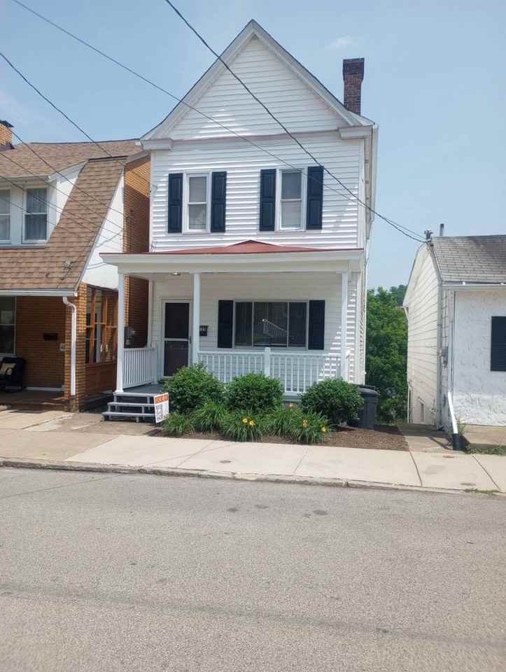 433 Augusta St
