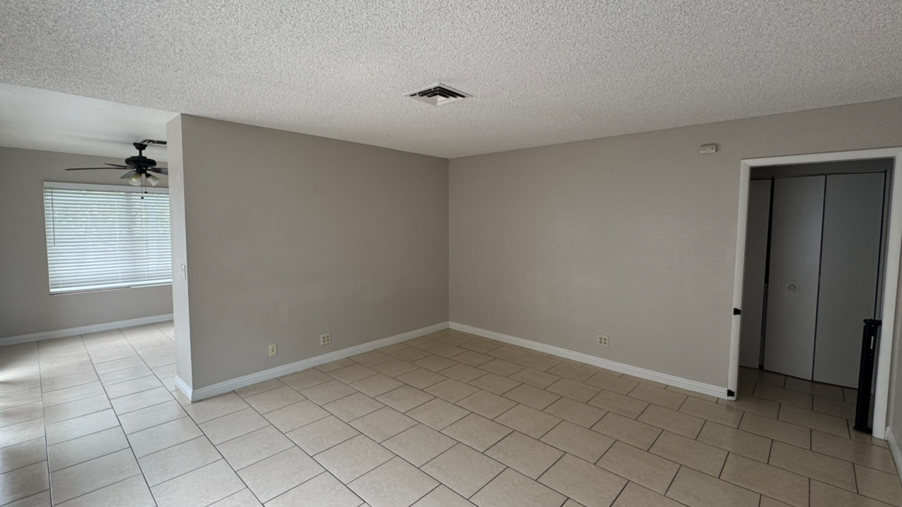 4754 Willow Crest Ave - Photo 2 of 20