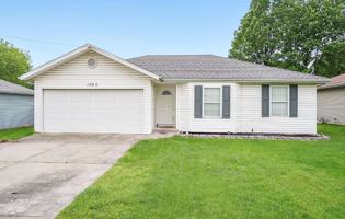 featured image of 1045 N Dickerson Ave