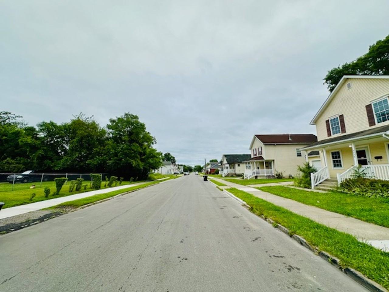 9486 Knodell St - Photo 2 of 18