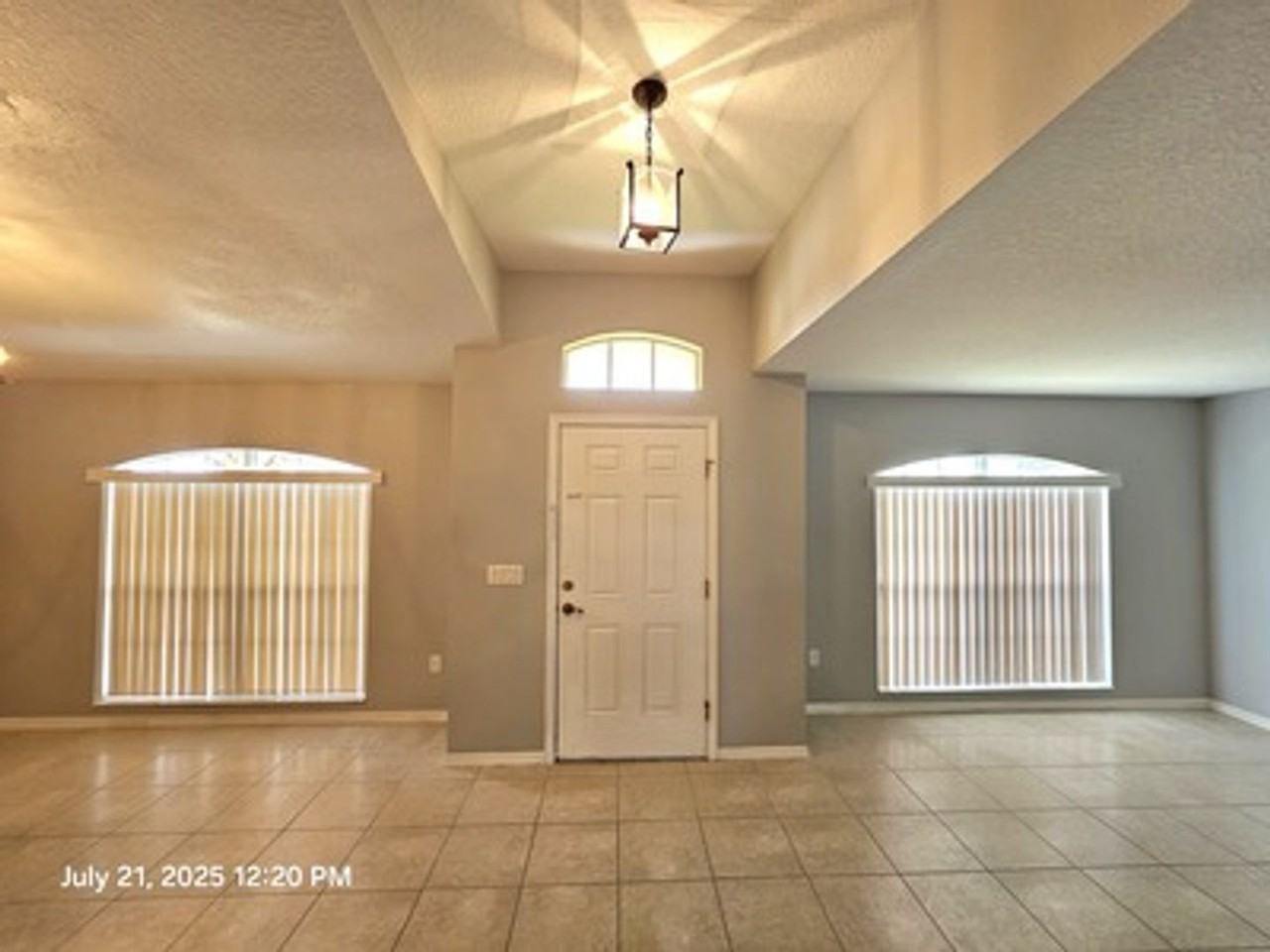 2182 Sw Idaho Ln - Photo 2 of 13