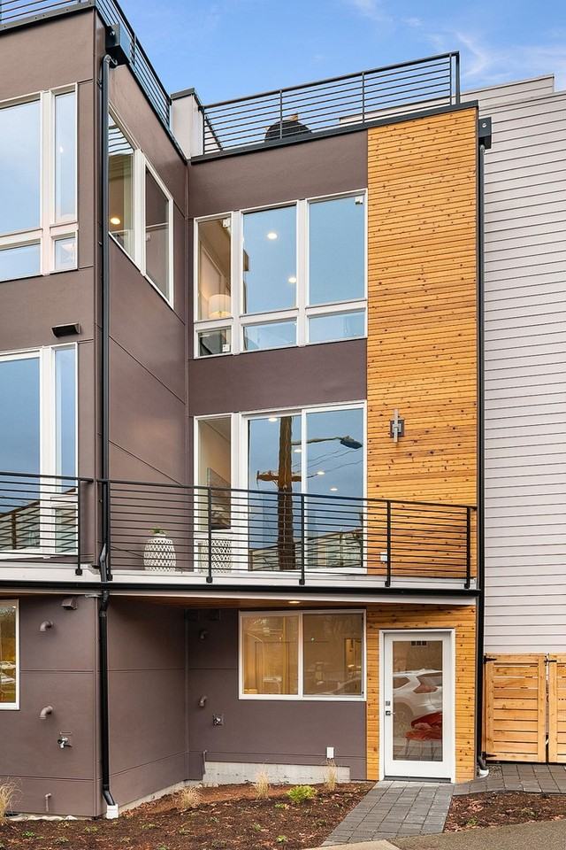 5114 24th Avenue Northeast - Photo 6 of 20