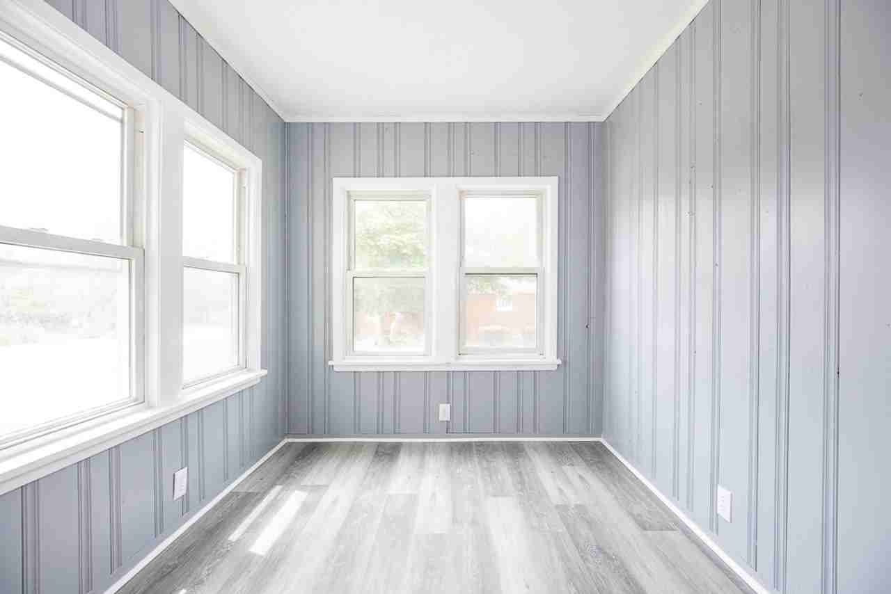 11203 Avon Avenue - Photo 2 of 24