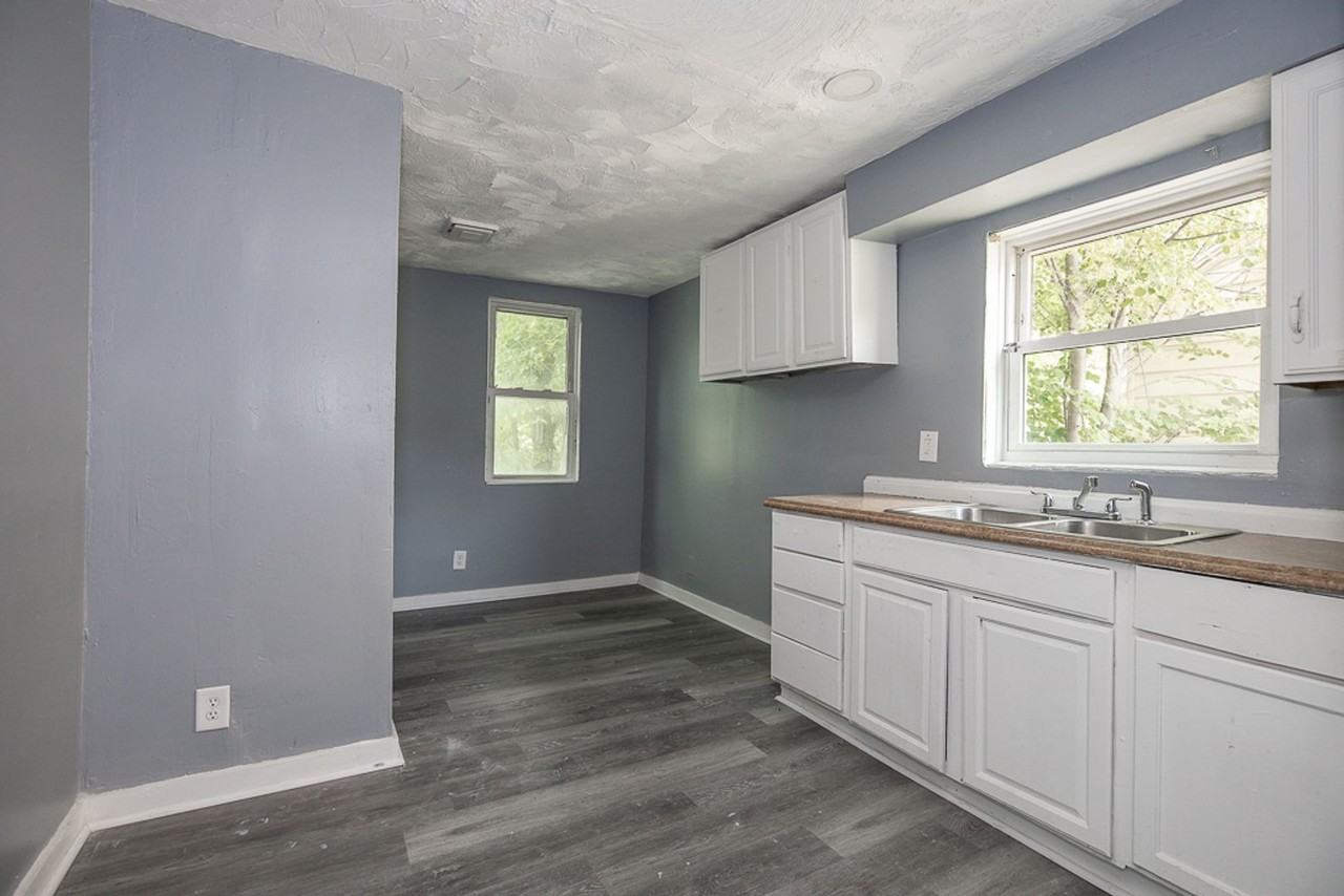 11203 Avon Avenue - Photo 5 of 24