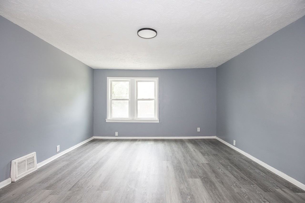 11203 Avon Avenue - Photo 6 of 24