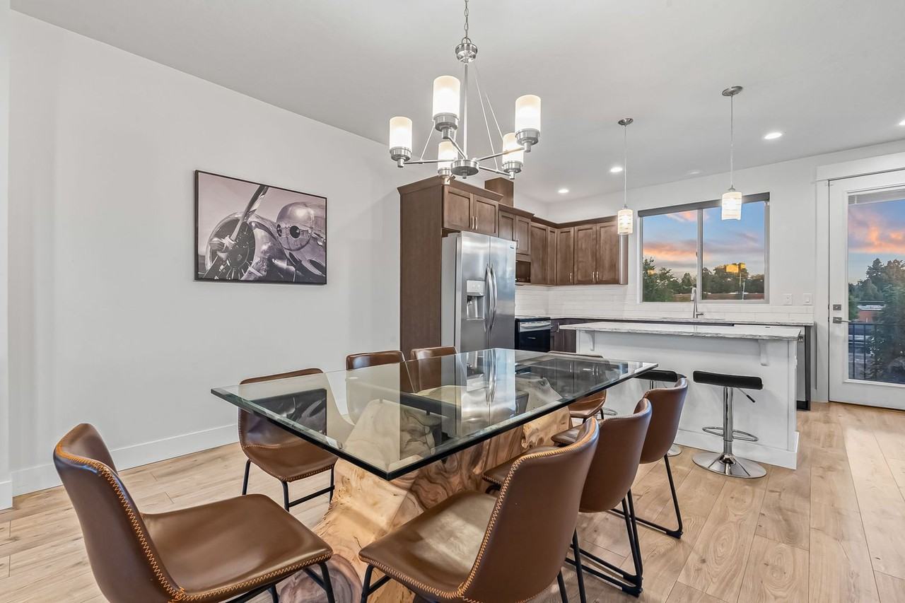 7779 W Crestwood Dr - Photo 3 of 17