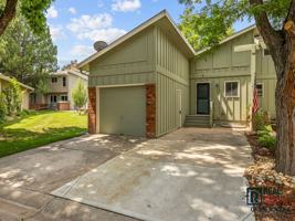 featured image of 3005 Regatta Ln #4