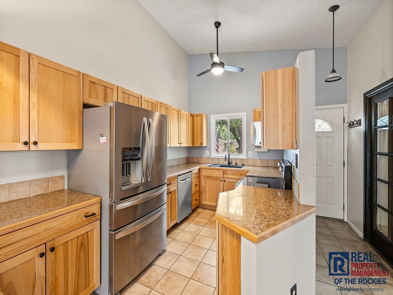 3005 Regatta Ln #4 - Photo 4 of 17