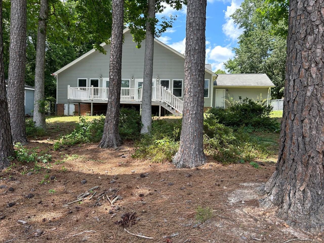 18 Chestnut Ridge Dr - Photo 2 of 16