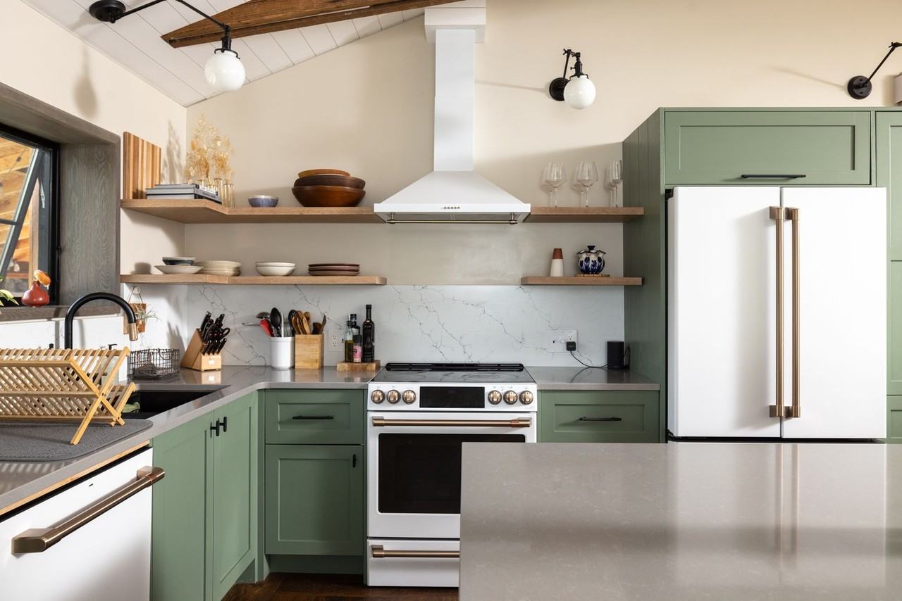 2518 W Babcock St - Photo 4 of 21