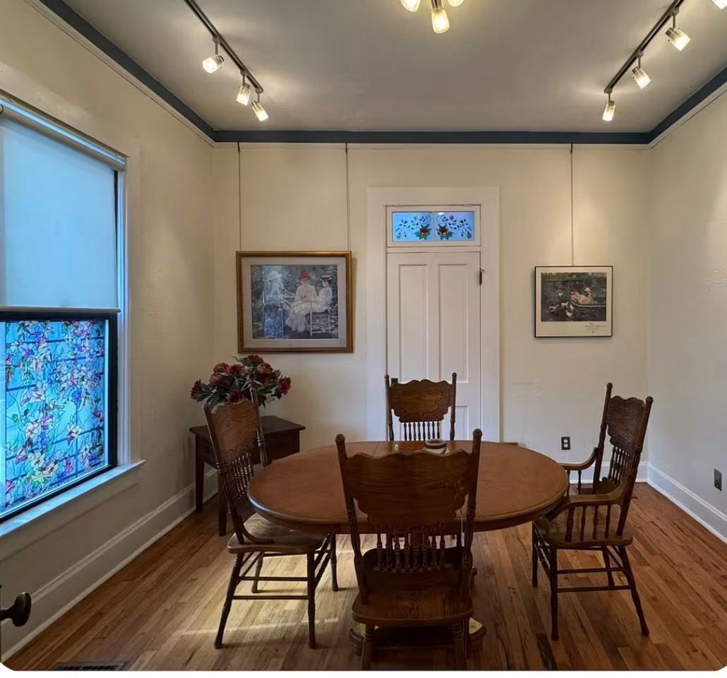 423 Walter Street Southeast - Photo 7 of 23