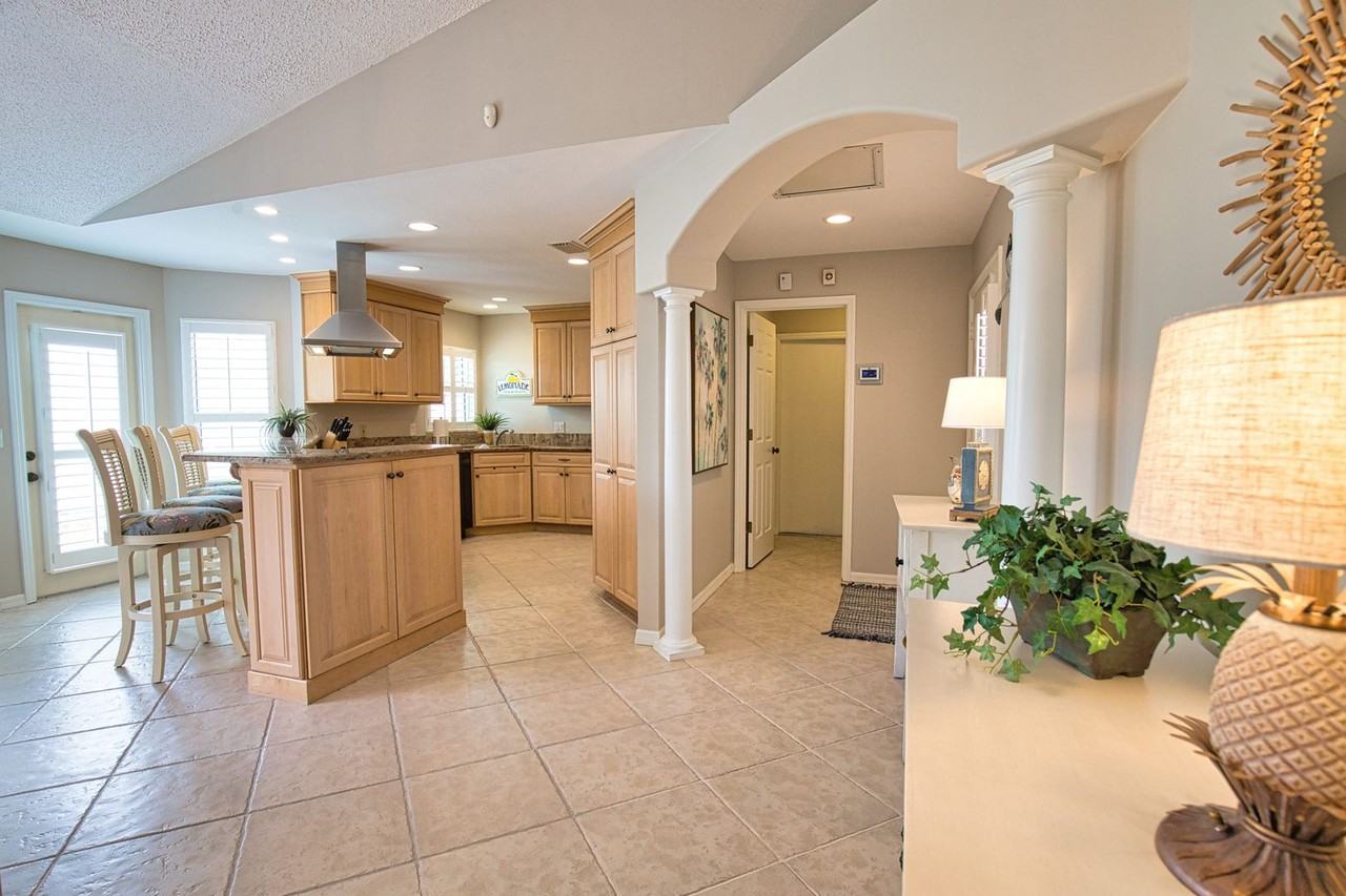 782 Harrington Lake Dr N - Photo 5 of 32