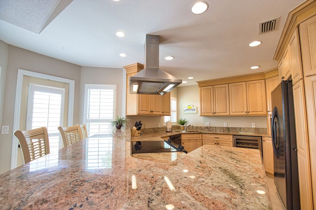 782 Harrington Lake Dr N - Photo 7 of 32