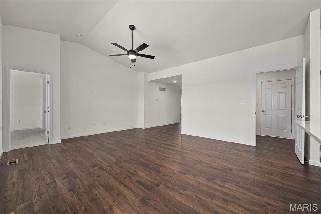 228 Westhaven Circle Dr - Photo 4 of 12