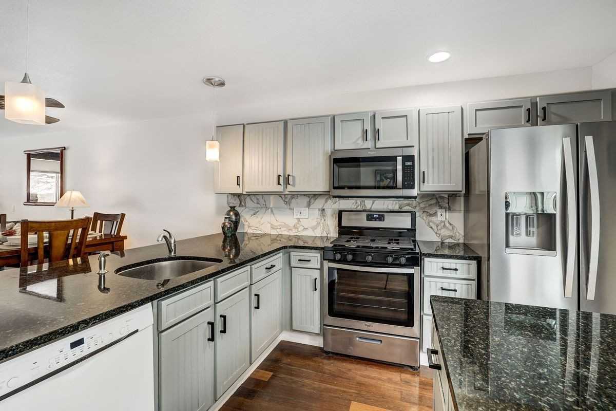 291 Kestrel Ln - Photo 3 of 30