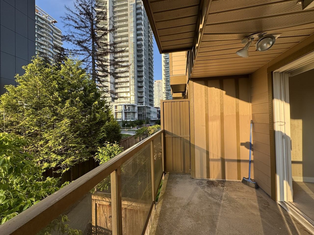 10289 133 Street #105 - Photo 2 of 21