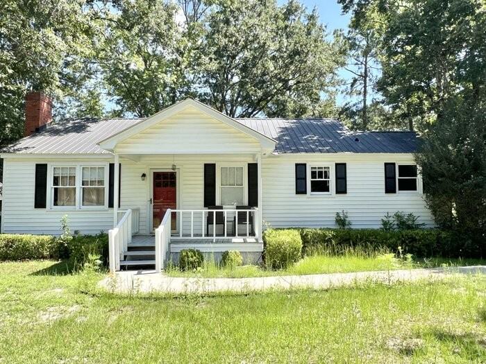 1266 Pinecrest Dr - Photo 2 of 41