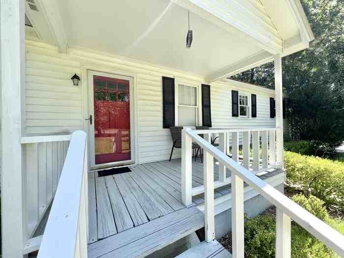 1266 Pinecrest Dr - Photo 3 of 41