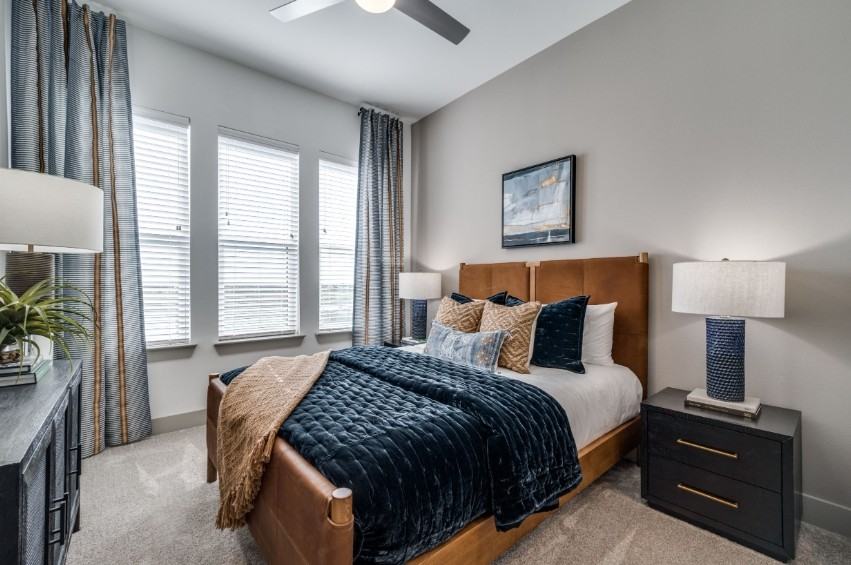 10223 Whistle Stop Ln #001 - Photo 6 of 7