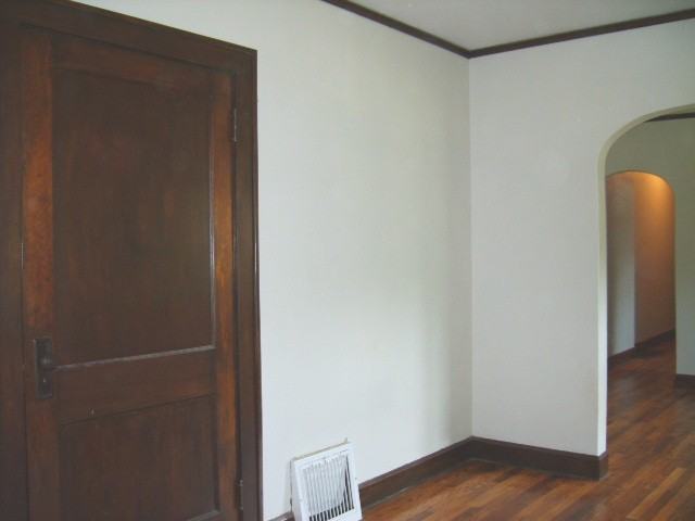 1207 N Keystone Ave #1207 - Photo 3 of 25