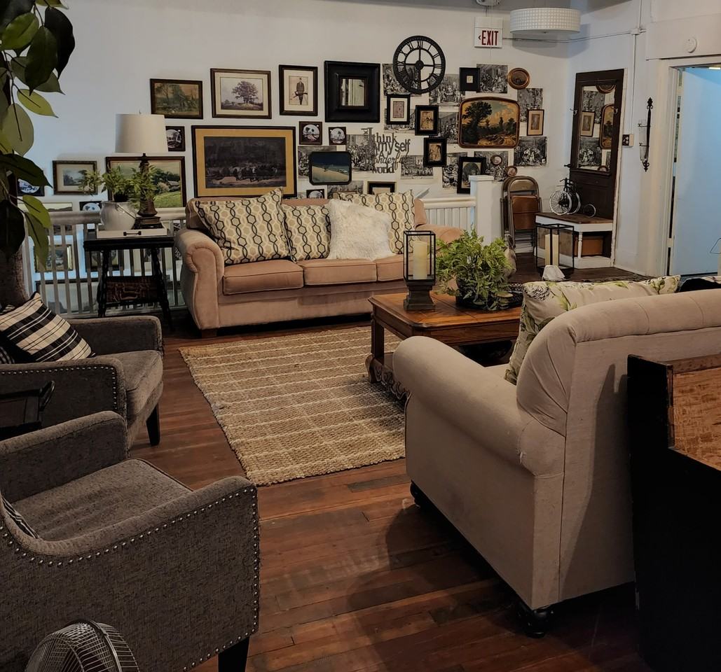 519 Commercial St #NA - Photo 7 of 36