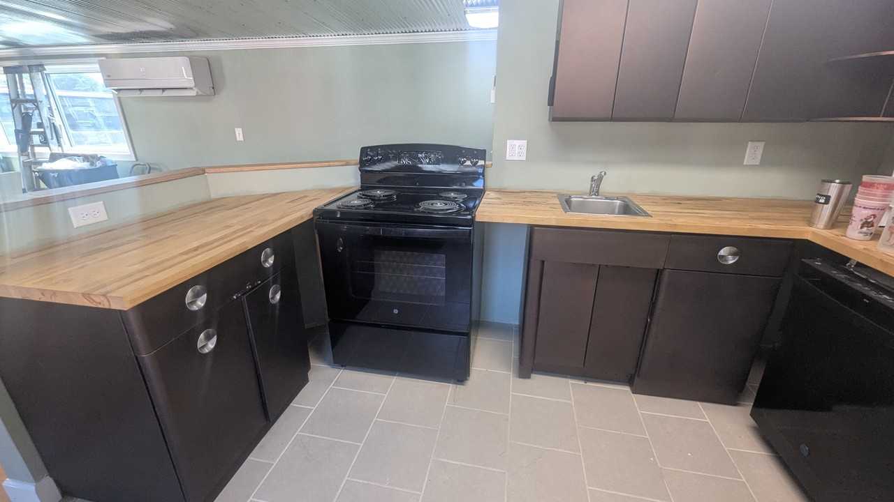 114 N 8th St #1 - Photo 7 of 10
