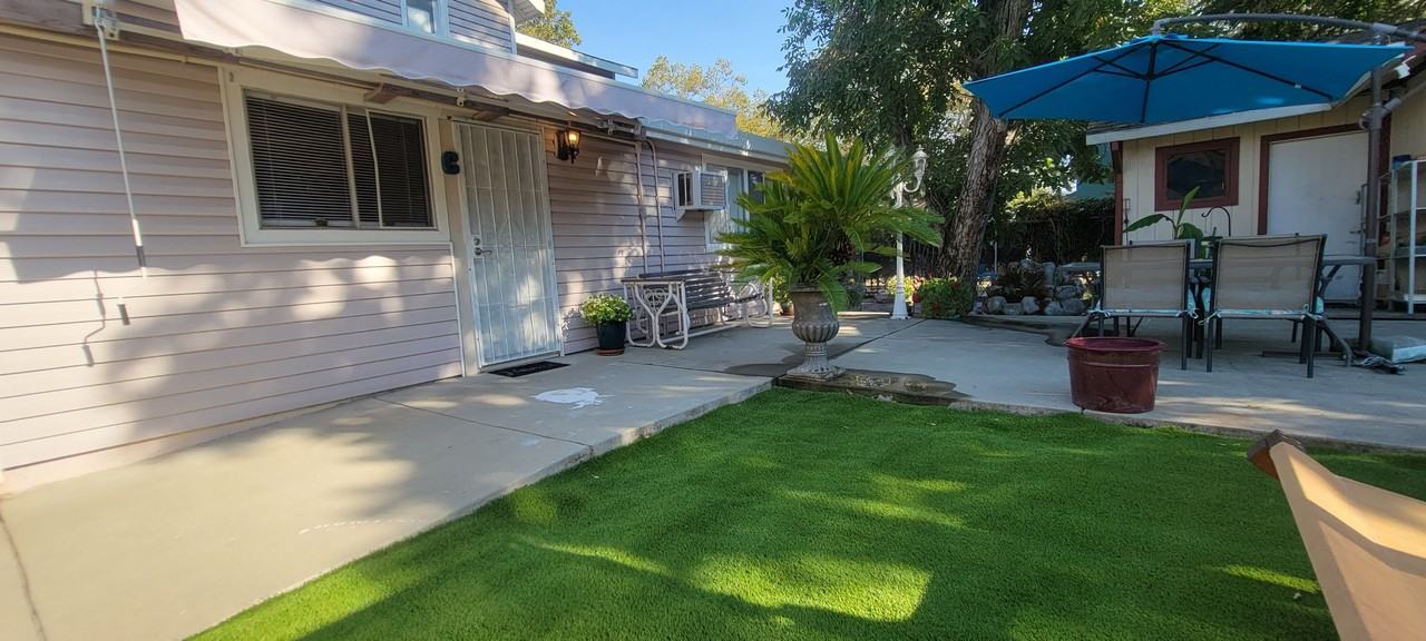 707 Cirby Way #C - Photo 2 of 26