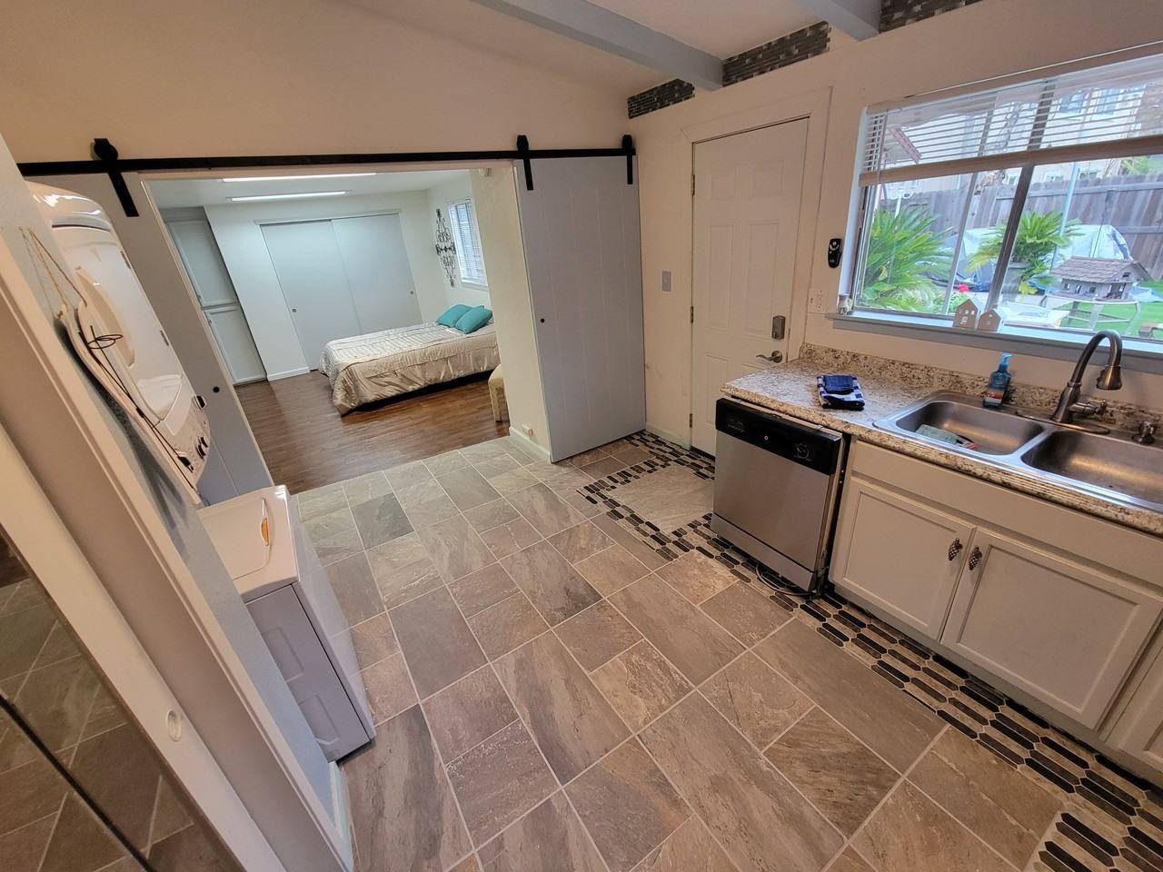 707 Cirby Way #C - Photo 3 of 26