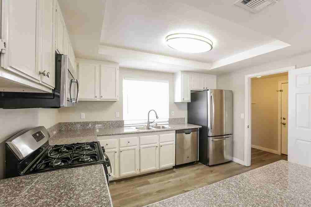 7217 Chesterton Dr - Photo 7 of 17