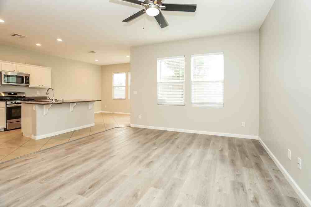 6809 Armistead St - Photo 5 of 17