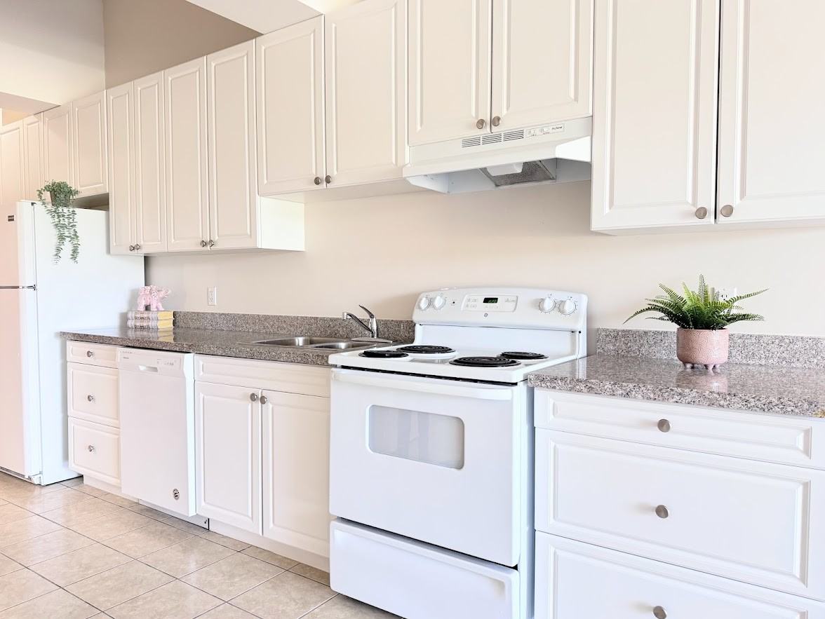 323 Second Ave N #308