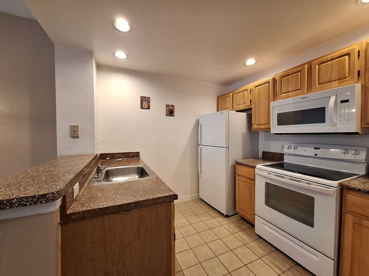 4010 San Gallo Dr - Photo 6 of 27