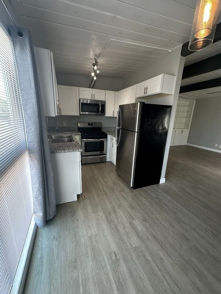 4533 Contour Blvd. - Photo 6 of 50