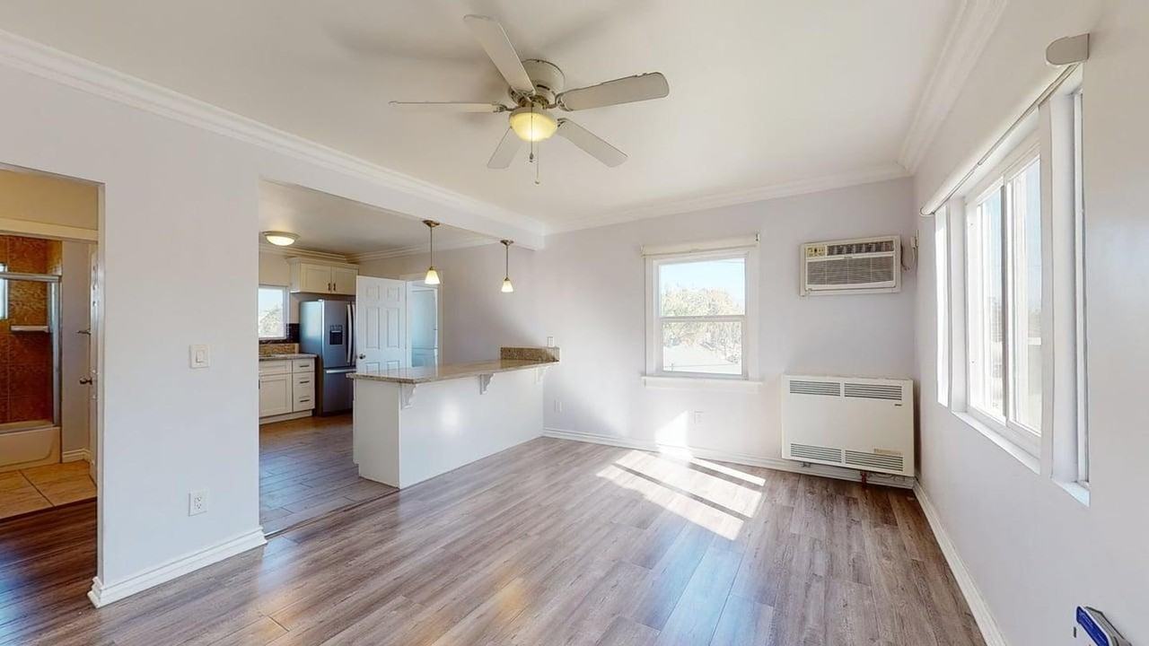 715 Orme Ave - Photo 4 of 19