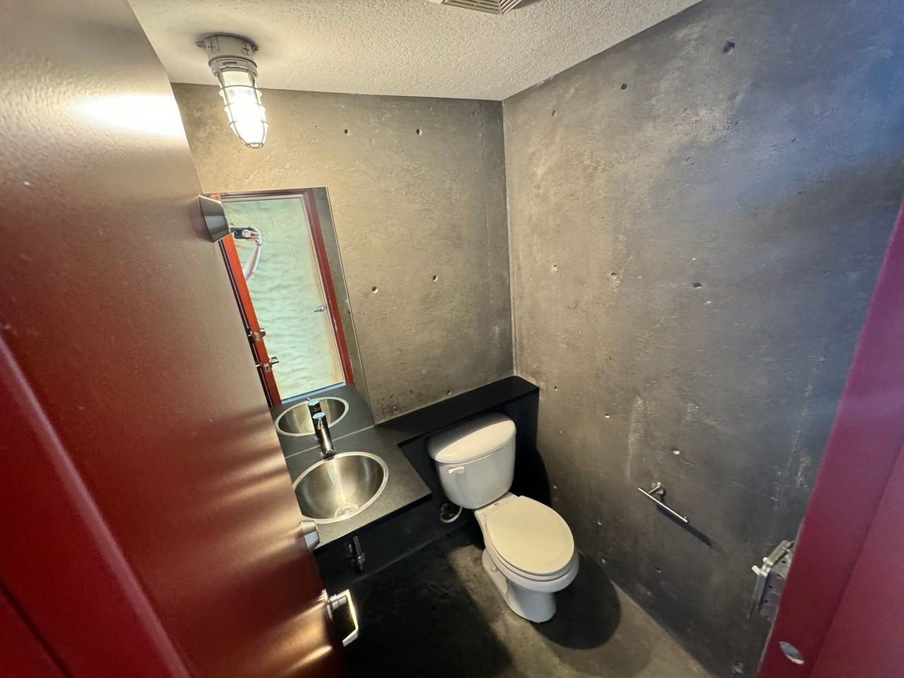 100 Silo Pl - Photo 6 of 12