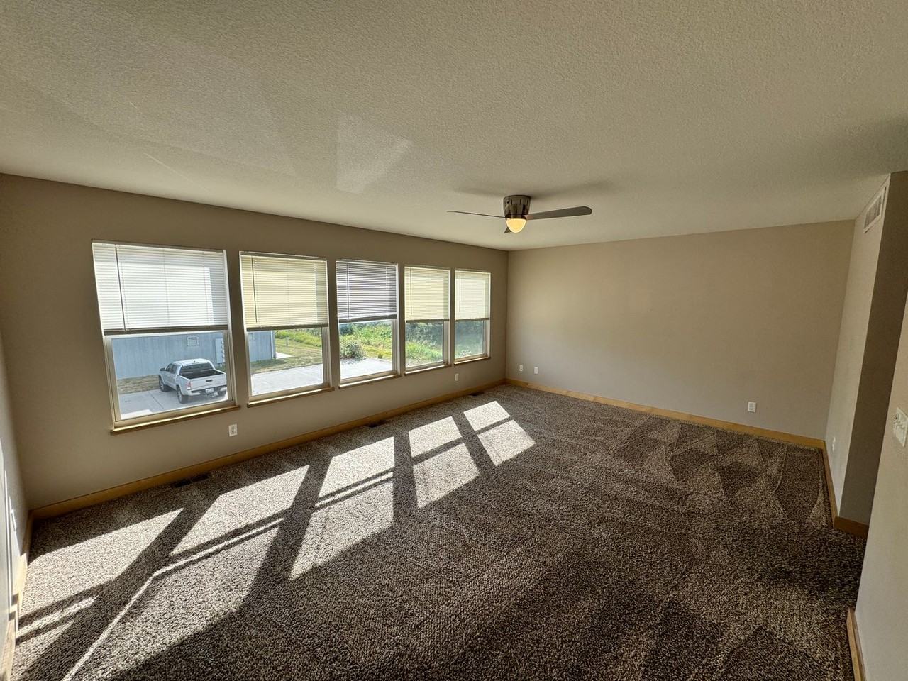 100 Silo Pl - Photo 7 of 12