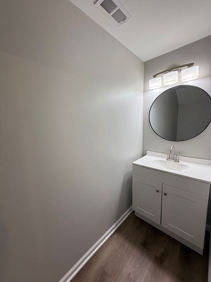 1301 McKee St. - Photo 7 of 37
